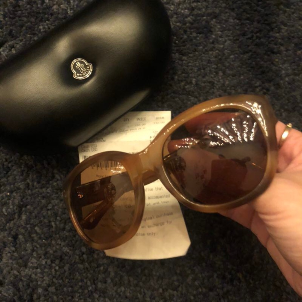 Moncler sunglasses ⬇️$250